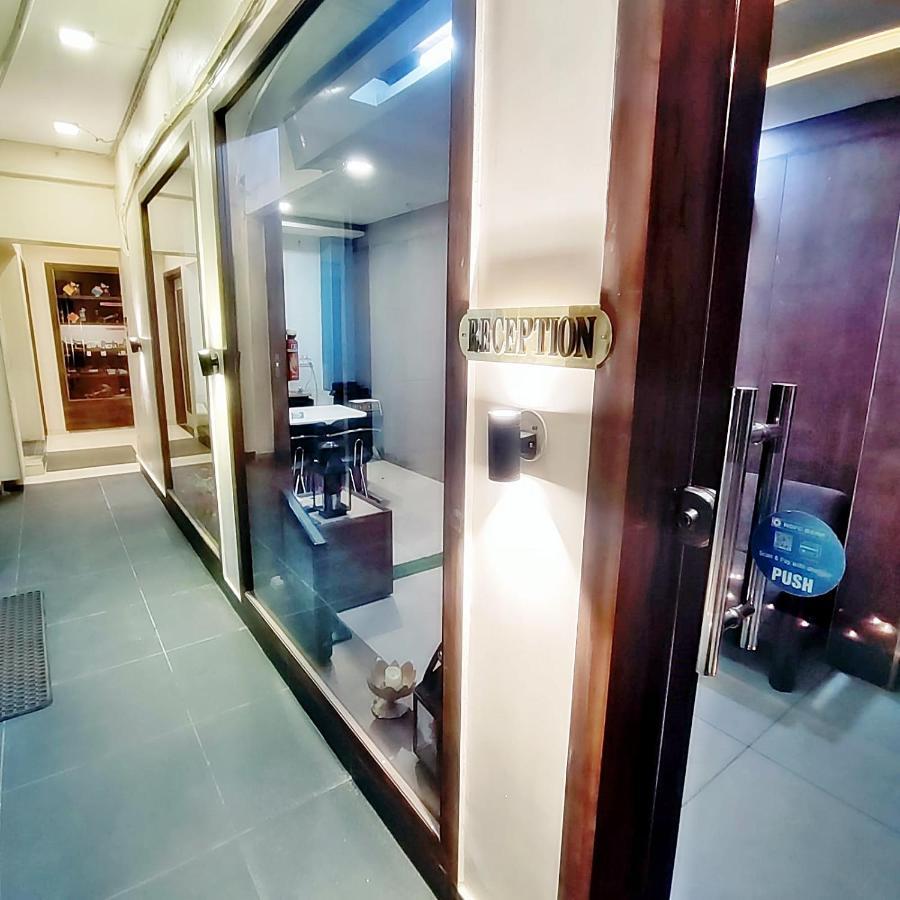 Hotel Luxuria Ludhiana Exterior foto